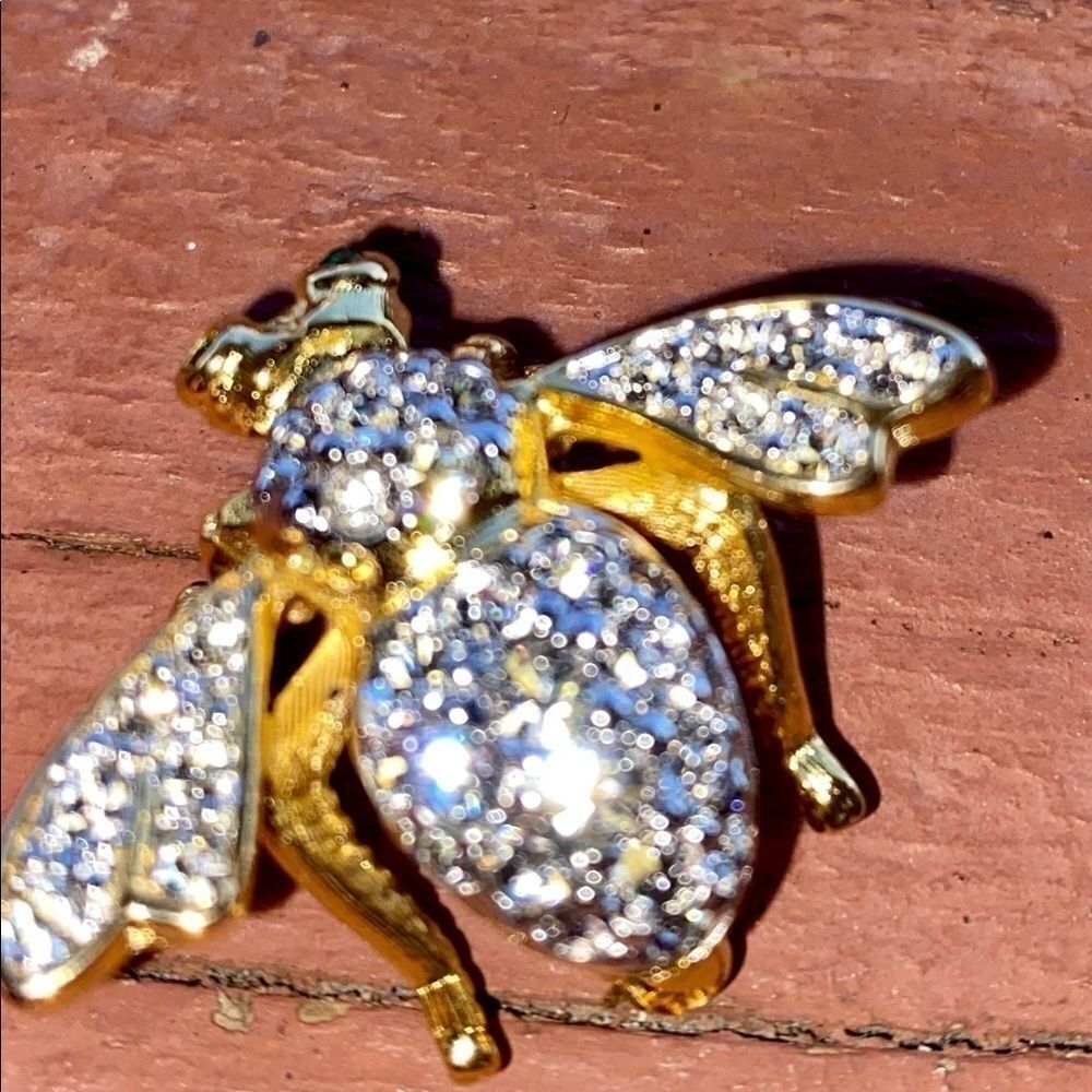 JOAN Rivers Rhinestone Bumblebee Brooch 🐝 - Picture 8 of 16